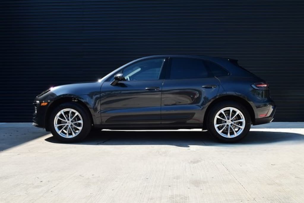 Certified 2025 Porsche Macan  SUV