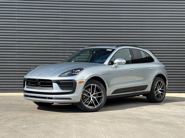 2026 Porsche Macan's photo