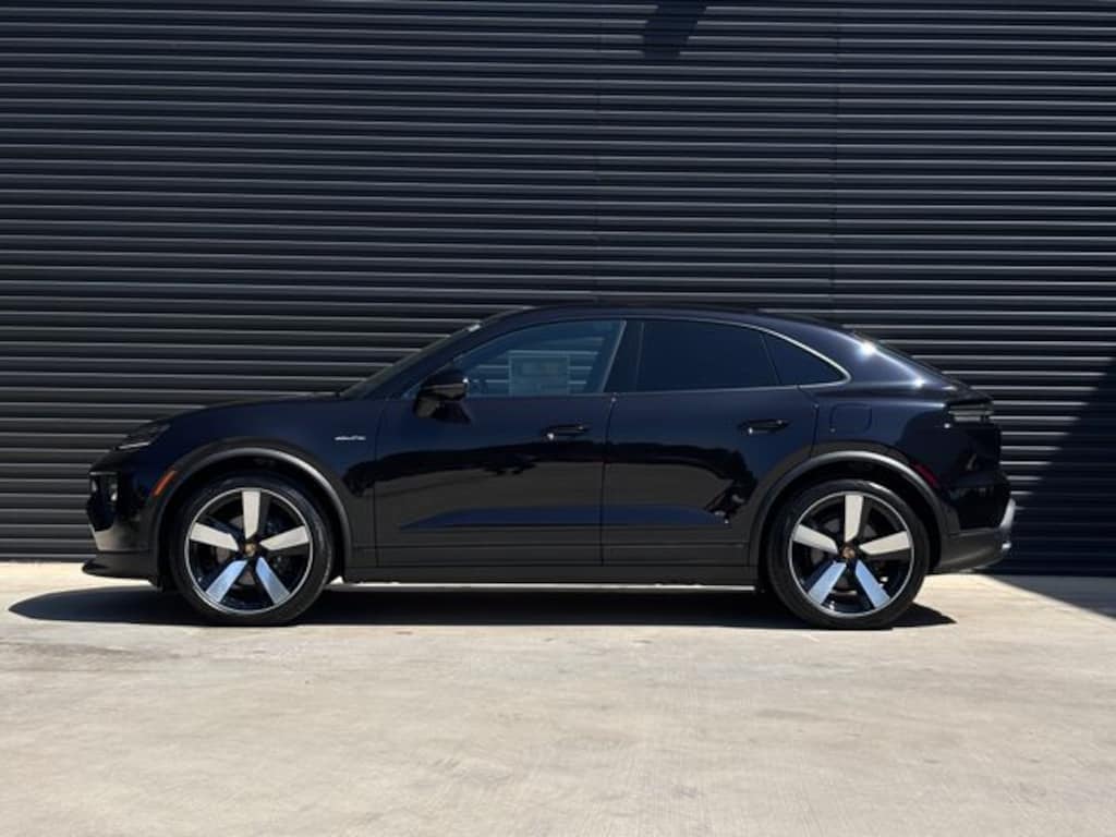 New 2026 Porsche Macan Electric 4 SUV