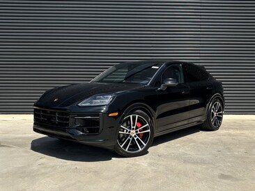 2025 Porsche Cayenne Coupe S SUV