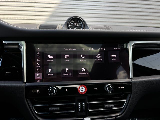 2026 Porsche Macan S - Photo 18