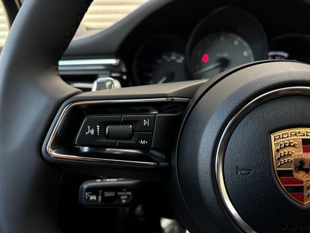 2026 Porsche Macan S - Photo 15