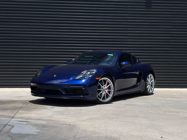 2021 Porsche 718 Cayman GTS's photo