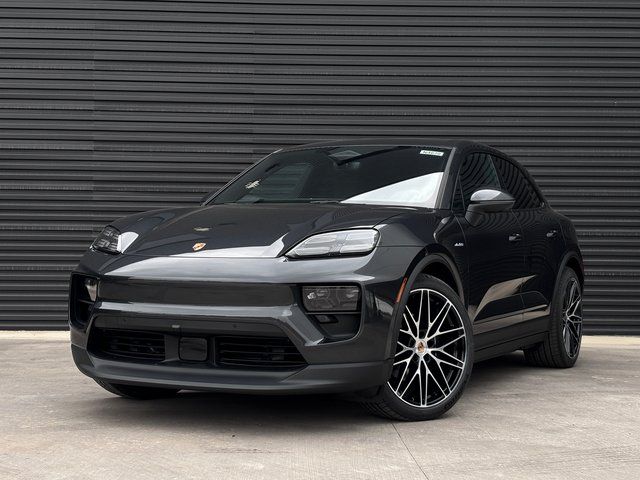 2026 Porsche Macan Base