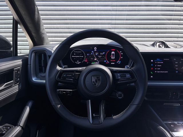 2026 Porsche Cayenne Coup Turbo E-Hybrid - Photo 13