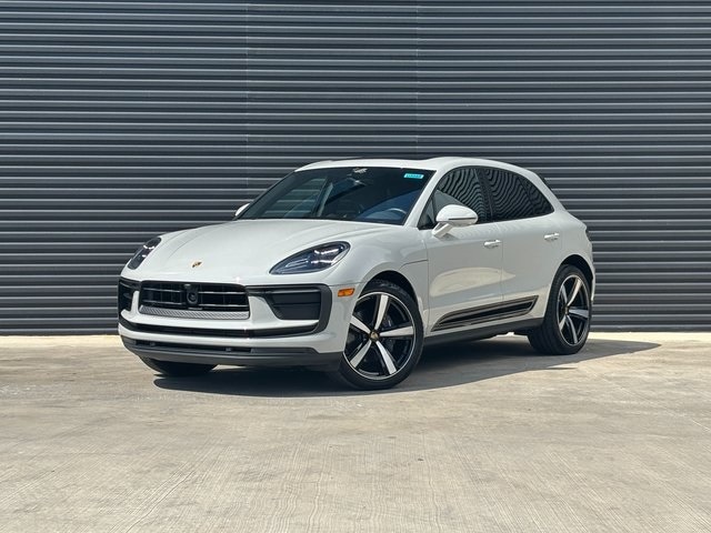 2025 Porsche Macan