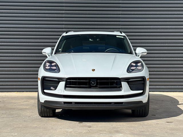 2026 Porsche Macan S - Photo 10