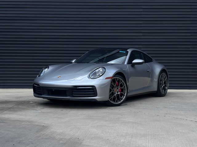 2021 Porsche 911 Carrera 4 Coupe's photo
