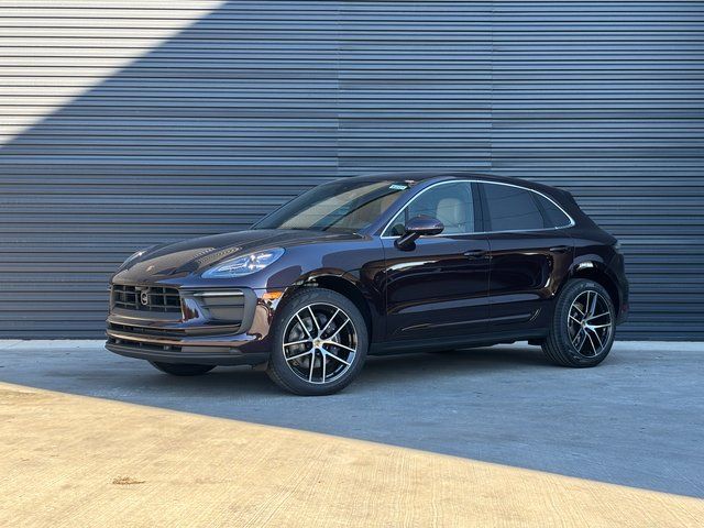 2026 Porsche Macan's photo