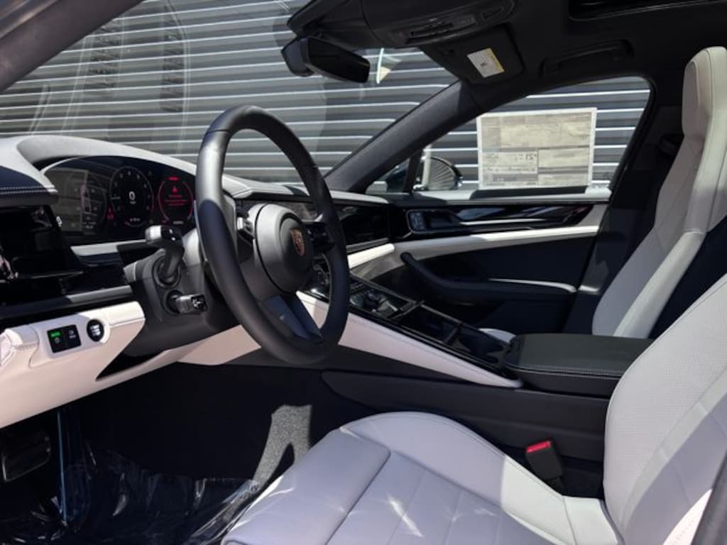 New 2026 Porsche Panamera Hatchback