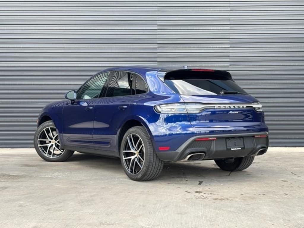 Certified 2025 Porsche Macan  SUV