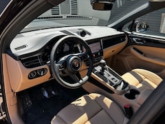 2026 Porsche Macan SUV