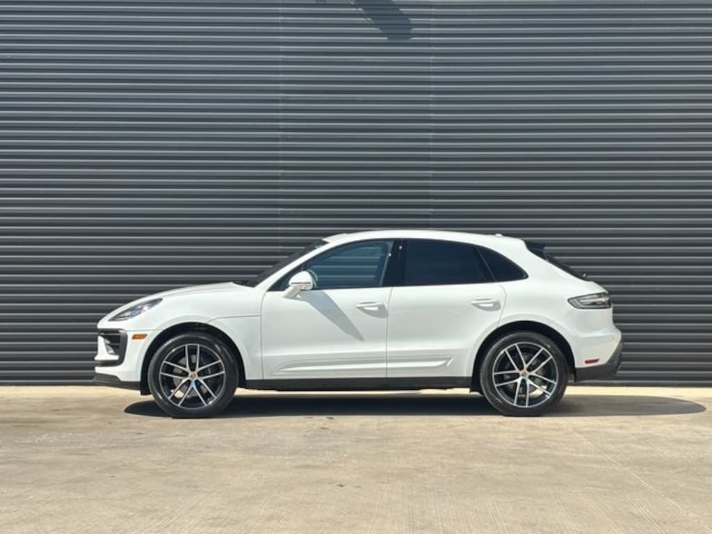 Certified 2025 Porsche Macan  SUV
