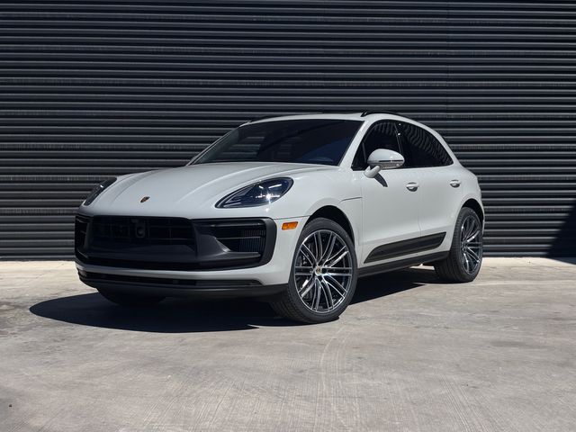 2026 Porsche Macan SUV 