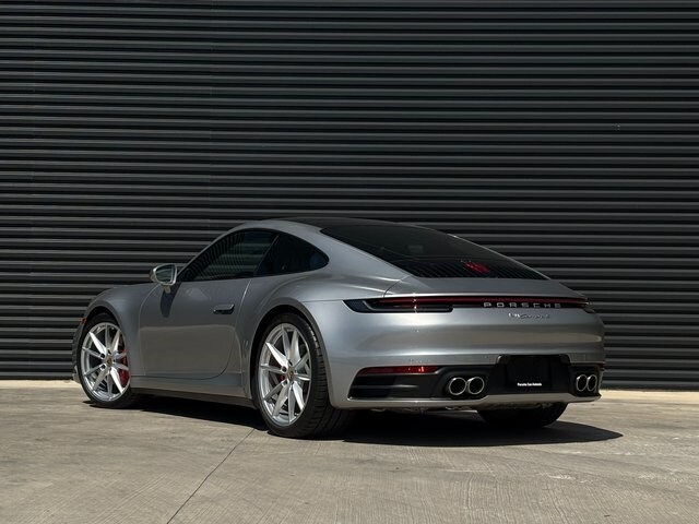 2024 Porsche 911 S photo 3