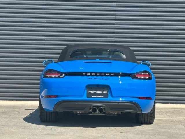 2025 Porsche Boxster S photo 4