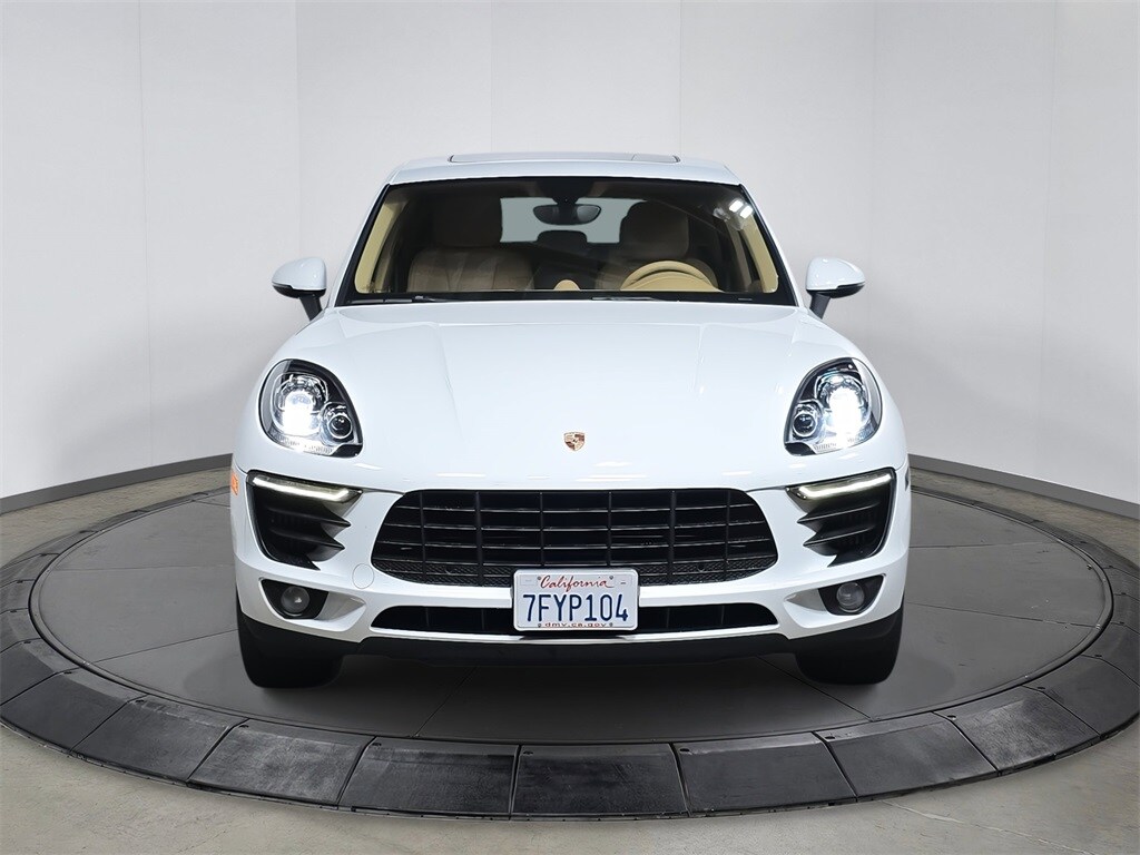 2015 Porsche Macan S photo 2