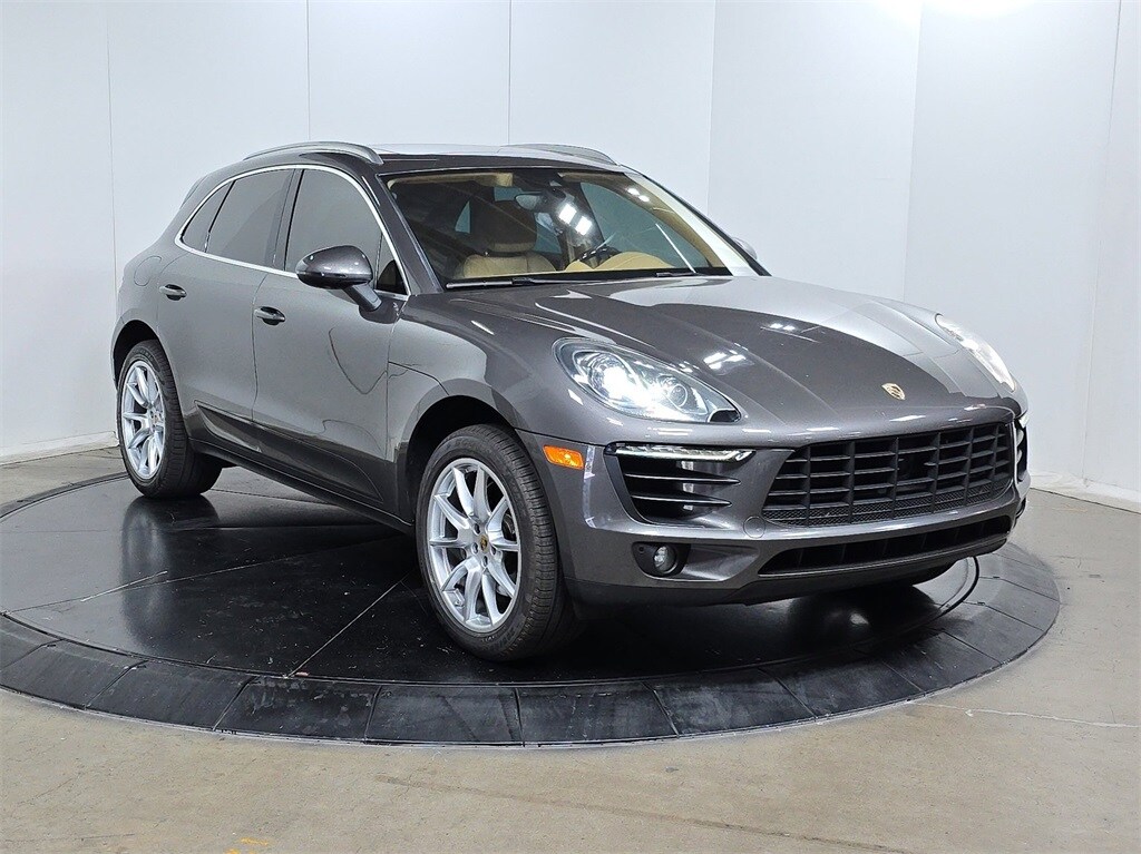 2015 Porsche Macan S photo 3