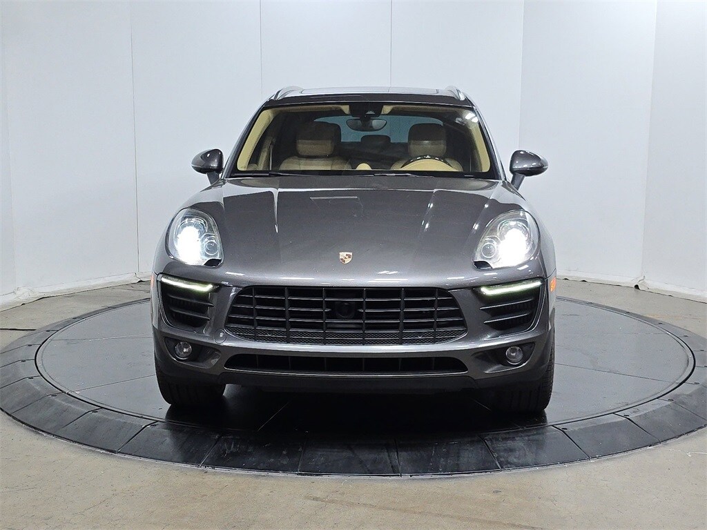 2015 Porsche Macan S photo 2