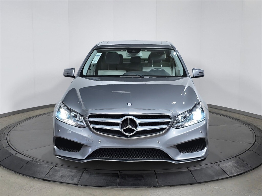 2014 Mercedes Benz E 350 photo 2