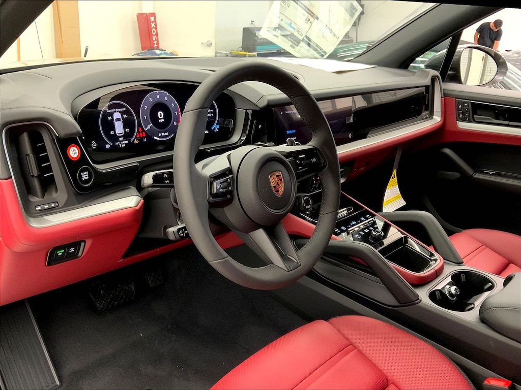 New 2025 Porsche Cayenne SUV