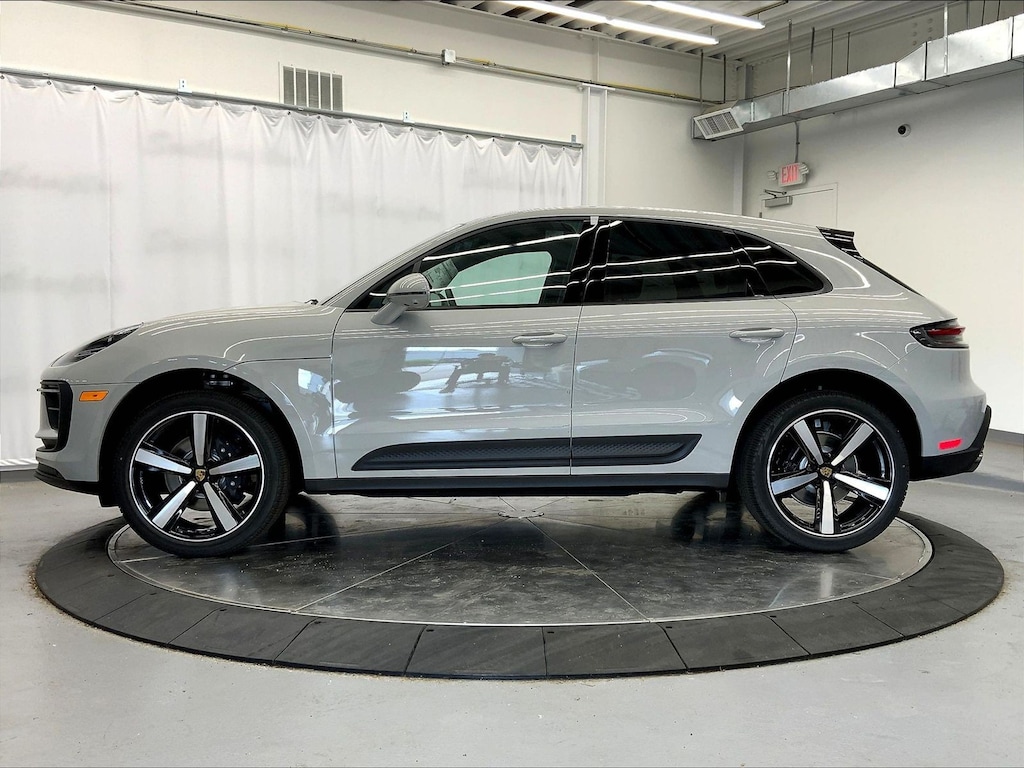New 2025 Porsche Macan SUV