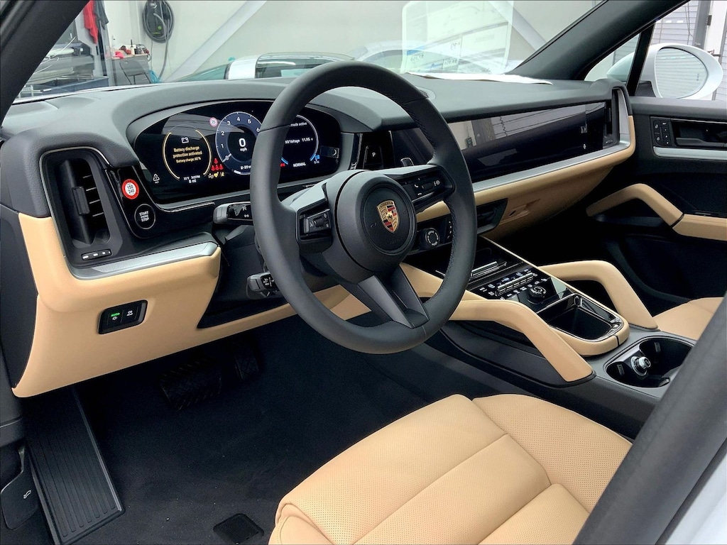 New 2025 Porsche Cayenne SUV