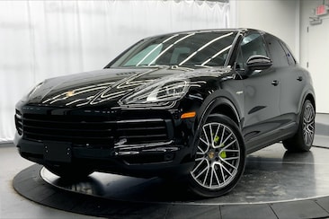 2022 Porsche Cayenne E-Hybrid SUV