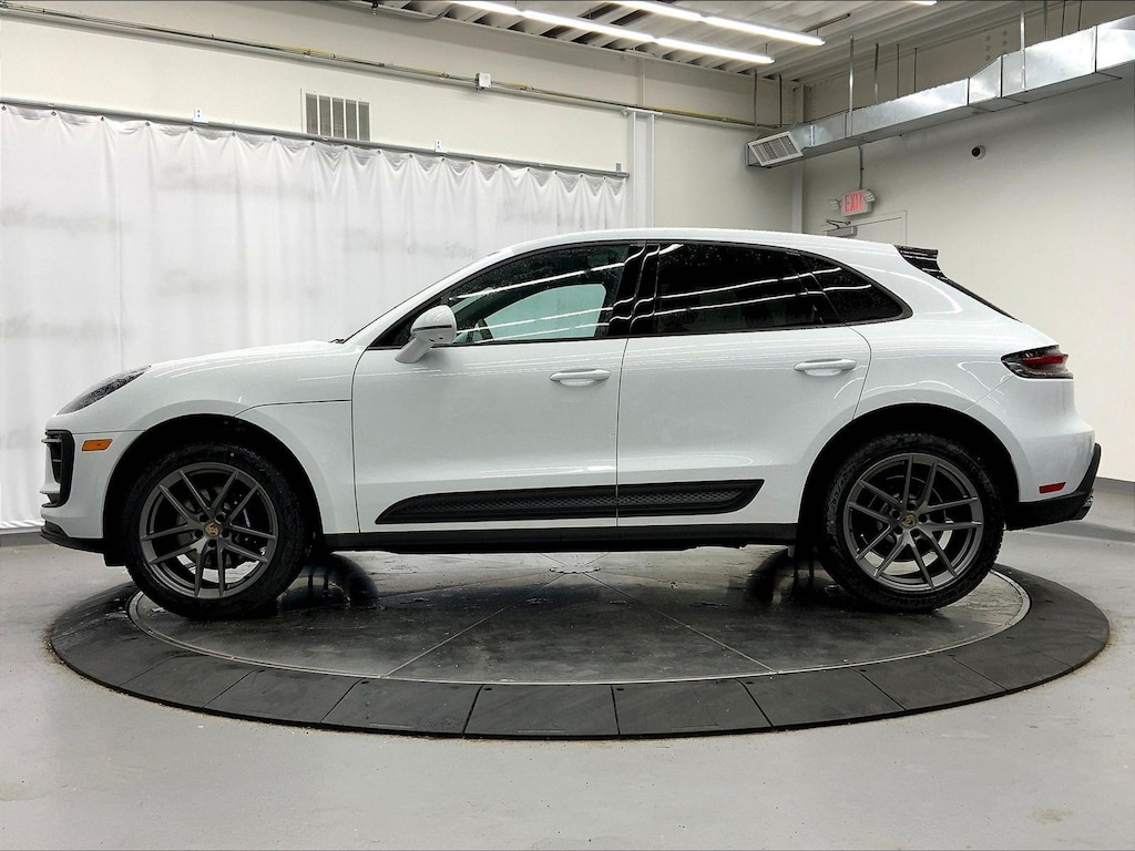 New 2025 Porsche Macan SUV