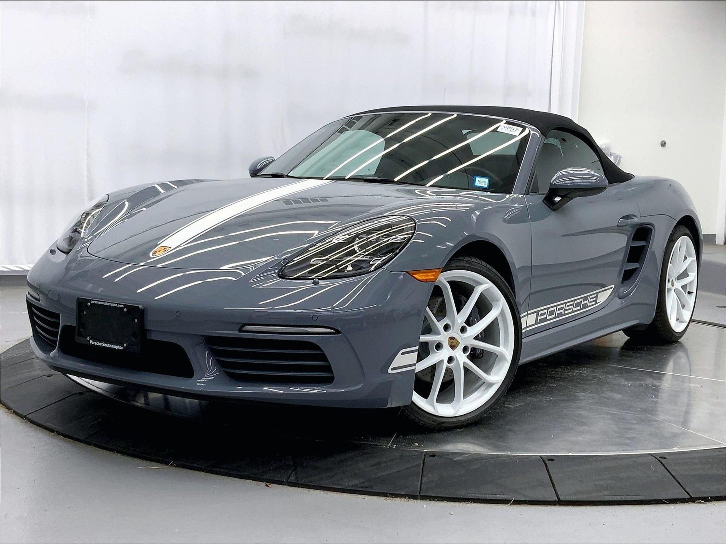 2024 Porsche 718 Base's photo