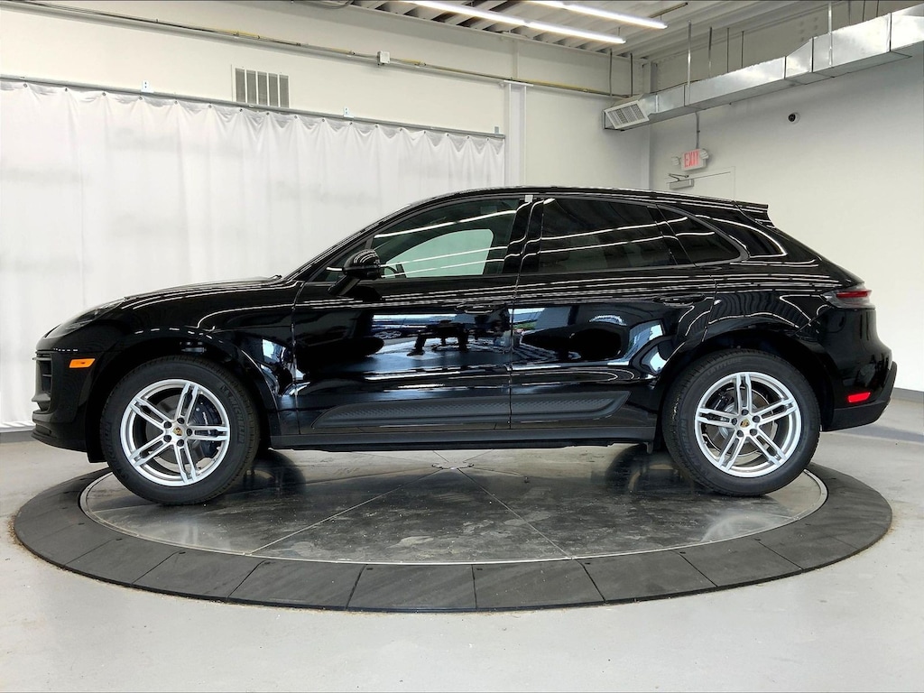 New 2025 Porsche Macan SUV