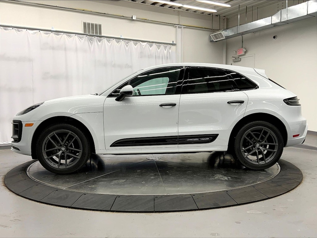 New 2025 Porsche Macan T T SUV