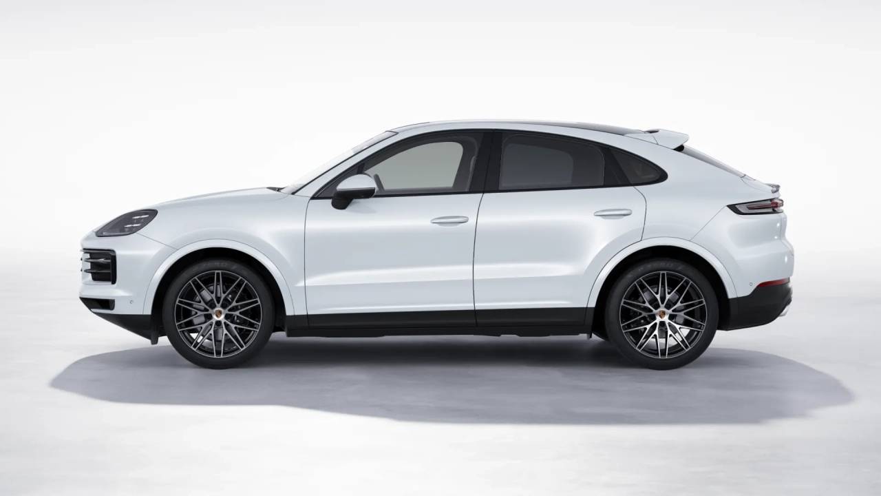 2026 Porsche Cayenne Coupe photo 2