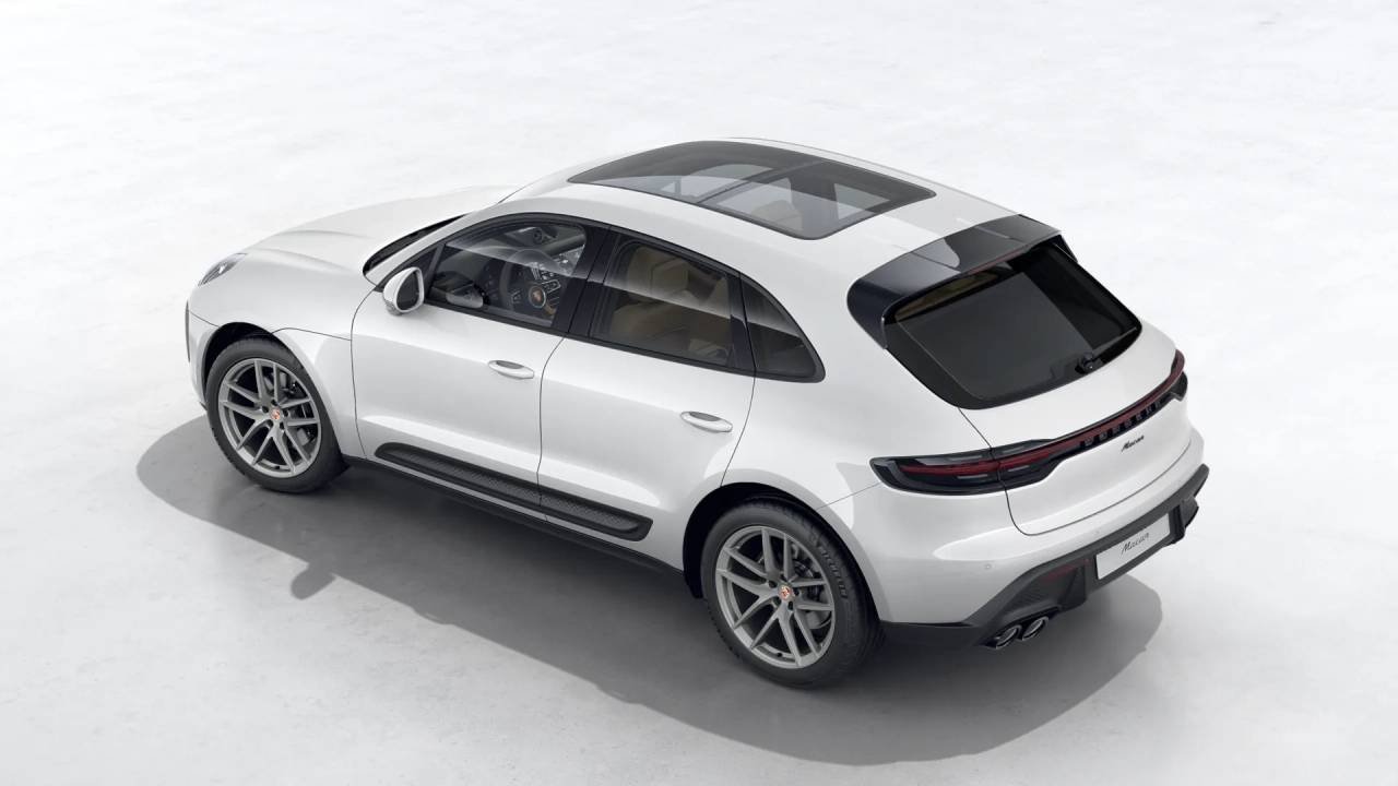 2026 Porsche Macan T photo 4