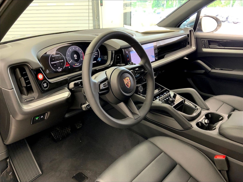 New 2025 Porsche Cayenne SUV