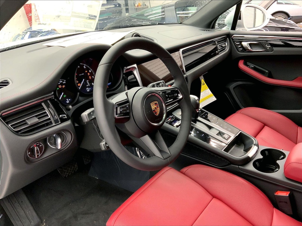 New 2025 Porsche Macan SUV