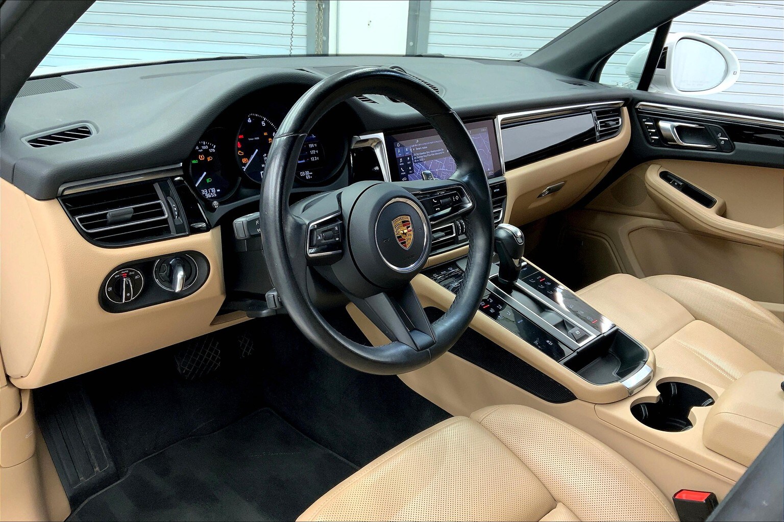 2022 Porsche Macan photo 4