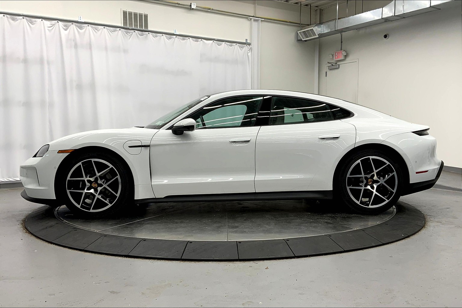 Used 2025 Porsche Taycan Base with VIN WP0AA2Y13SSA11000 for sale in Southampton, NY