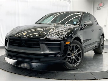 2023 Porsche Macan T SUV