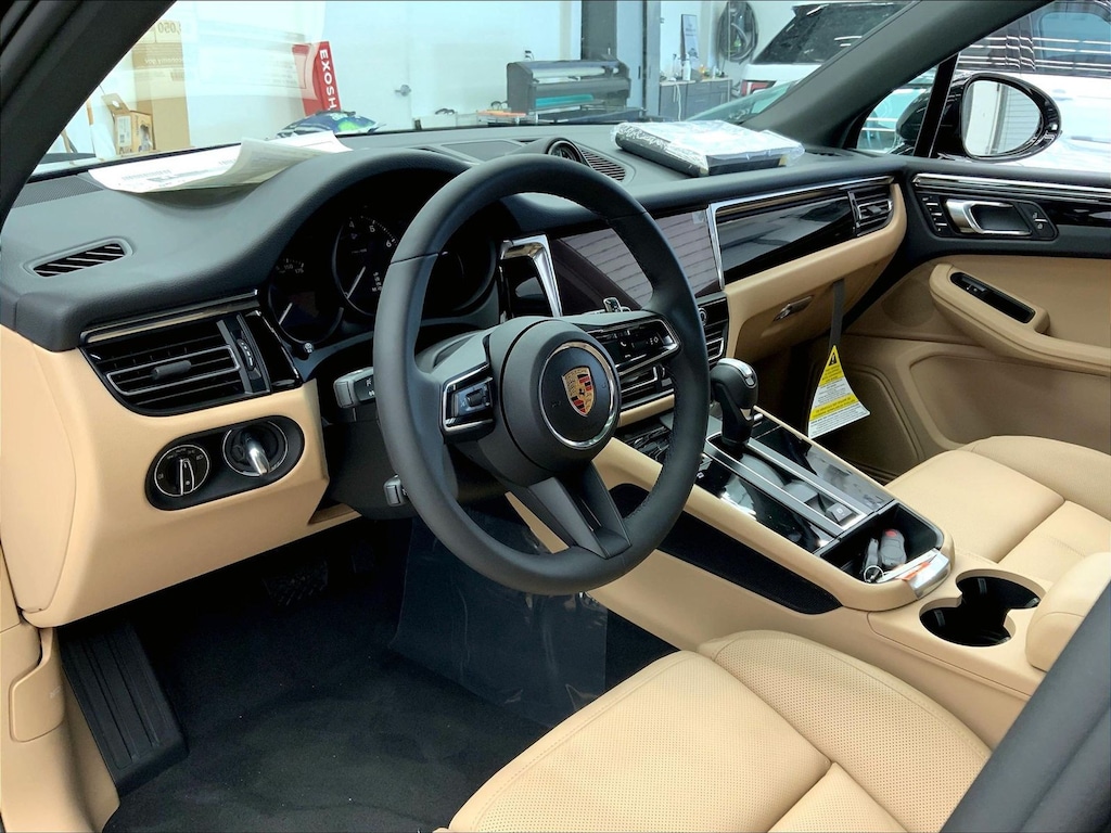New 2025 Porsche Macan SUV