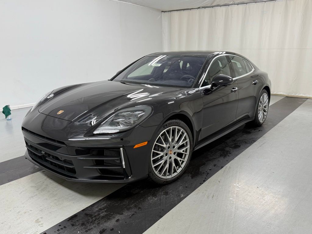 2026 Porsche Panamera Base