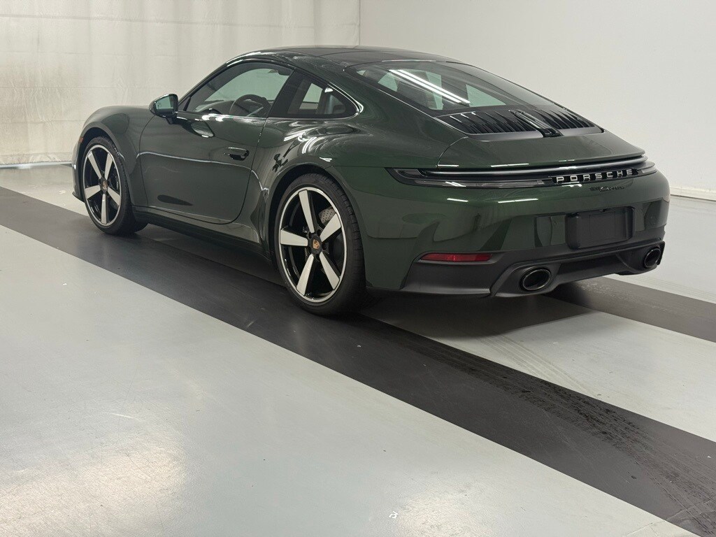 2026 Porsche 911 T photo 3