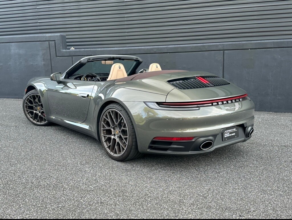 2021 Porsche 911 S Cabriolet photo 3