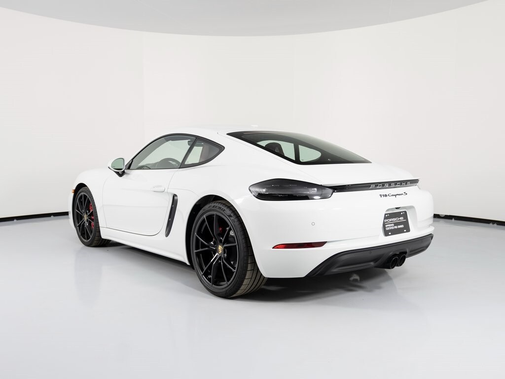 2025 Porsche Cayman S photo 3