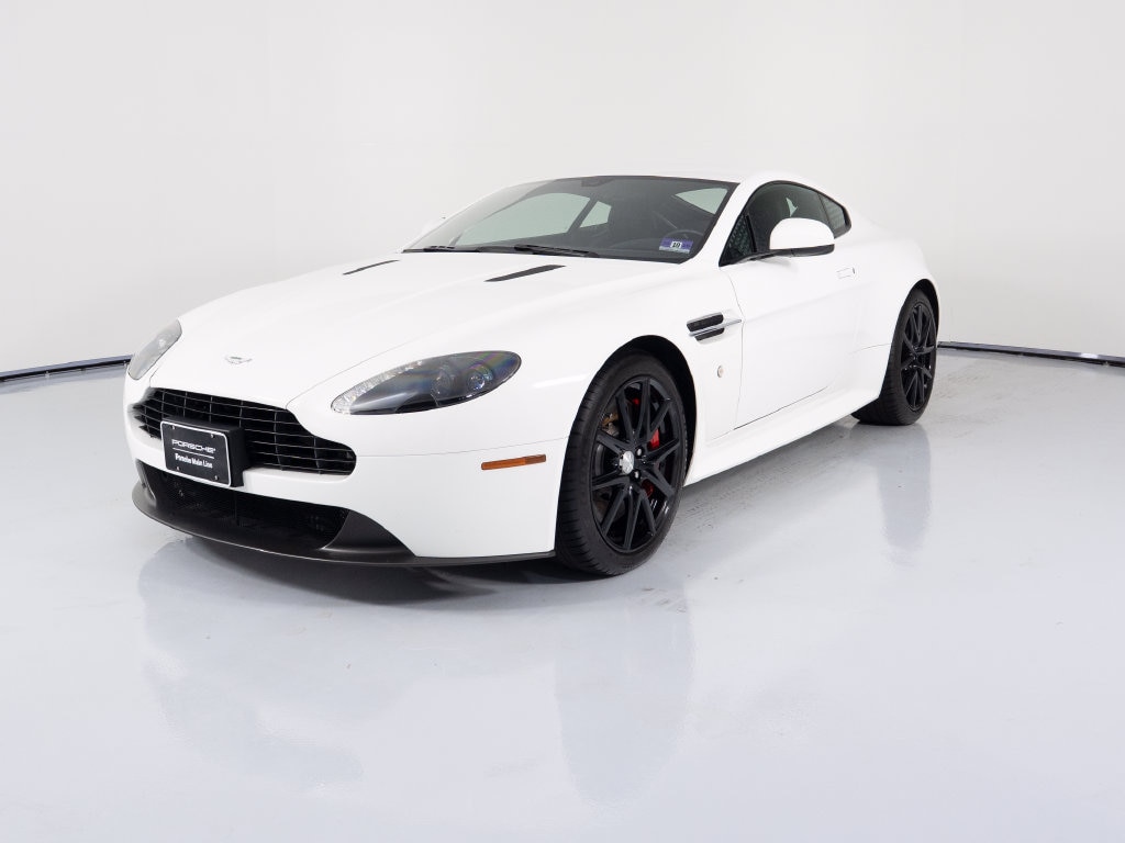 2015 Aston Martin V8 Vantage
