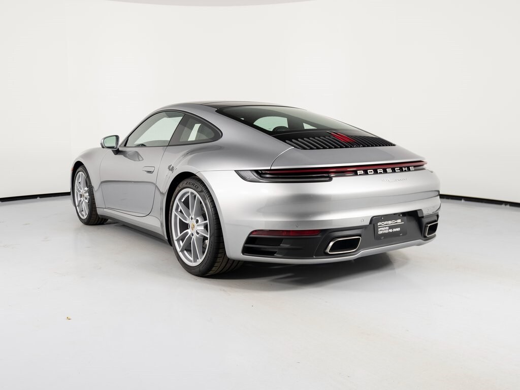 2024 Porsche 911 T 4 photo 3