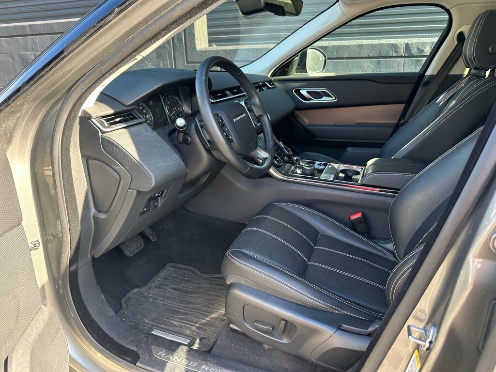 2019 Land Rover Range Rover Velar S photo 3