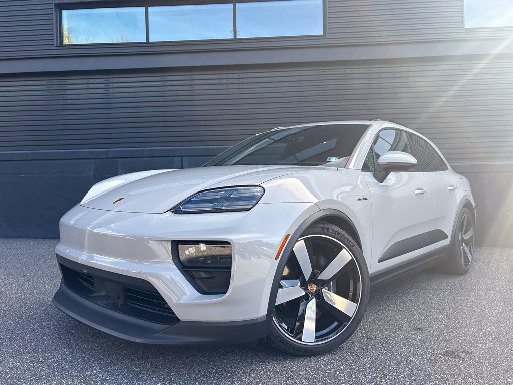  Porsche Macan Electric