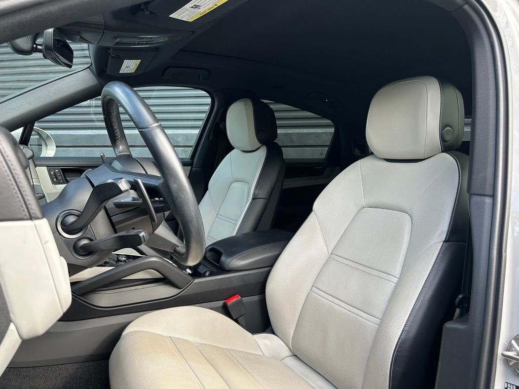 Certified 2024 Porsche Cayenne Coupe SUV