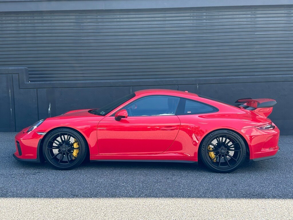 2018 Porsche 911 GT3 photo 2